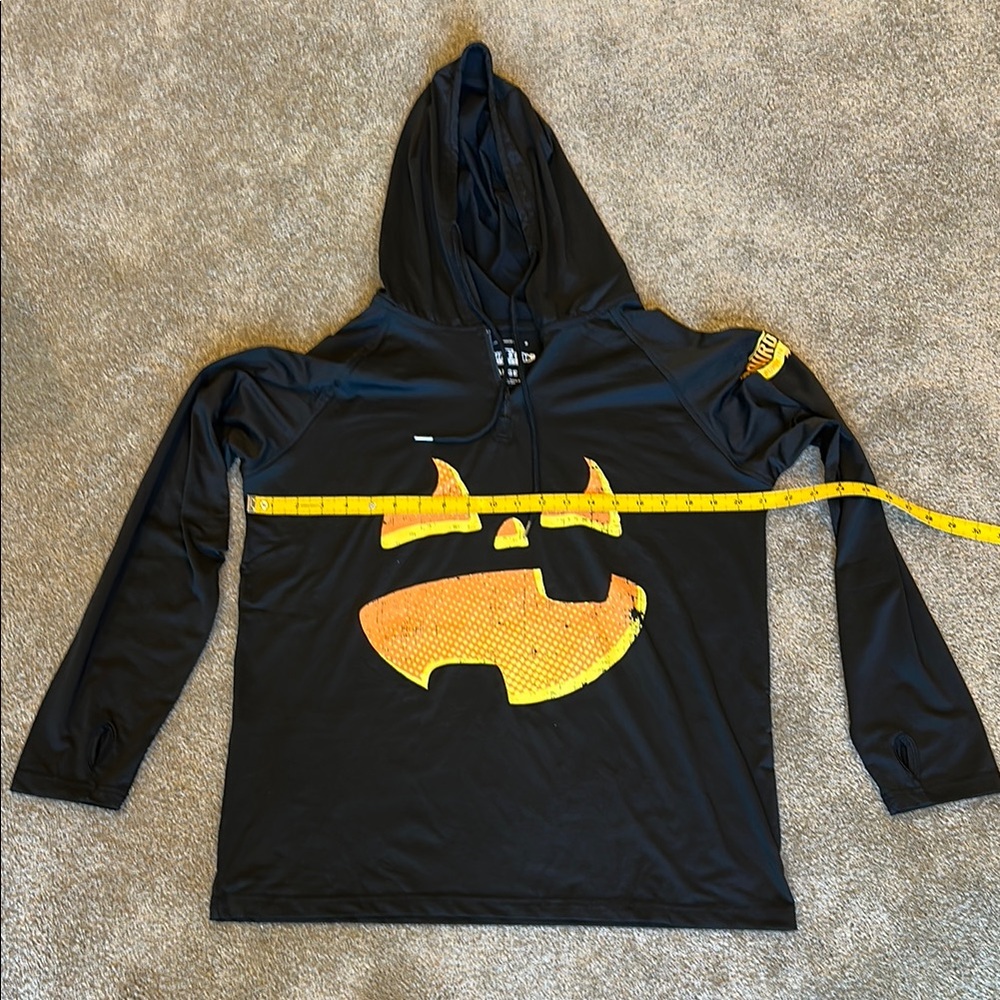 Women’s Halloween running top. Size large